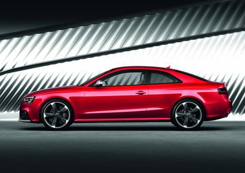 «Сердце» Audi RS 5 Coupe – атмосферный бензиновый двигатель 4.2 FSI V8